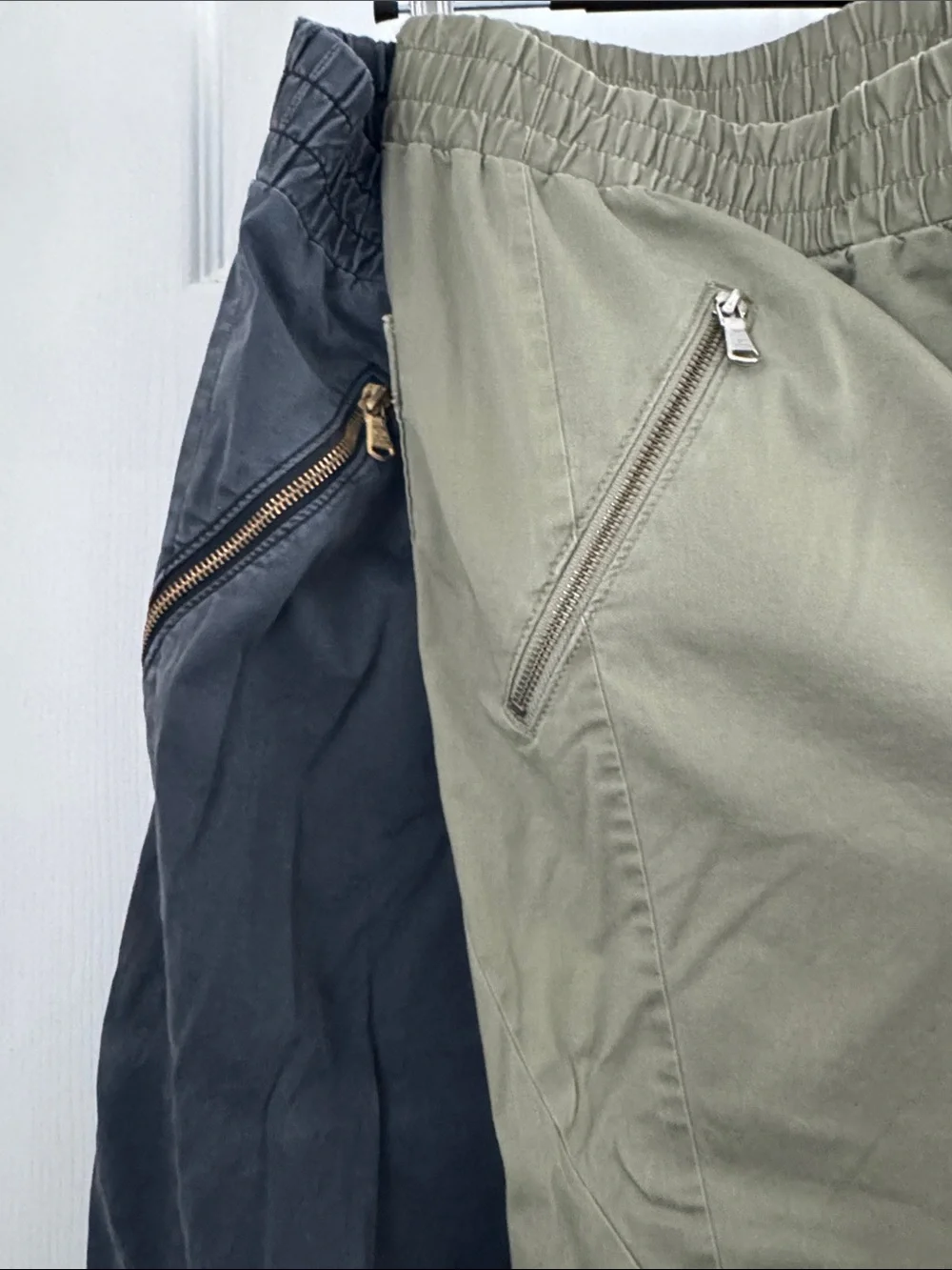 Marc Jacobs 2 pk Olive + Gray Casual Jogger Pants - Elastic Waist & Zip Pockets